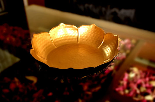Traditional Urli Decorative Bowl Tealight Holder (12 Inches)