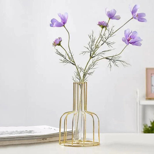 Metal Frame Tube Vase for Flower Decoration Gold vase 6In (Pack of 1)